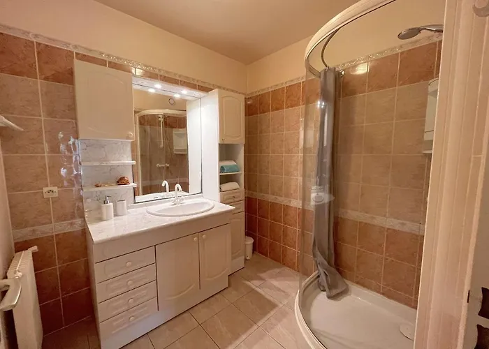 Appt 3 Pieces Avec Piscine Proche Centre Ville, 4 Couchages, Saint-raphael - Fr-1-226a-144 Apartamento *