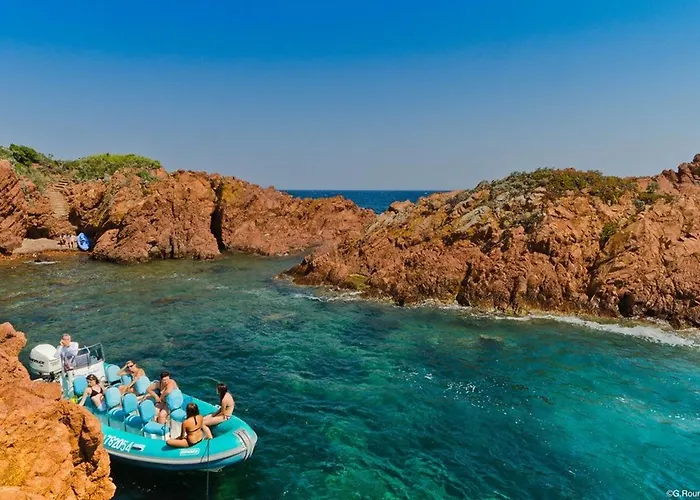 Appt 3 Pieces Avec Piscine Proche Centre Ville, 4 Couchages, Saint-raphael - Fr-1-226a-144 *